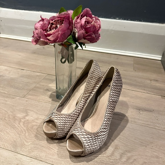 asos tan heels sz 5 - Picture 4 of 5